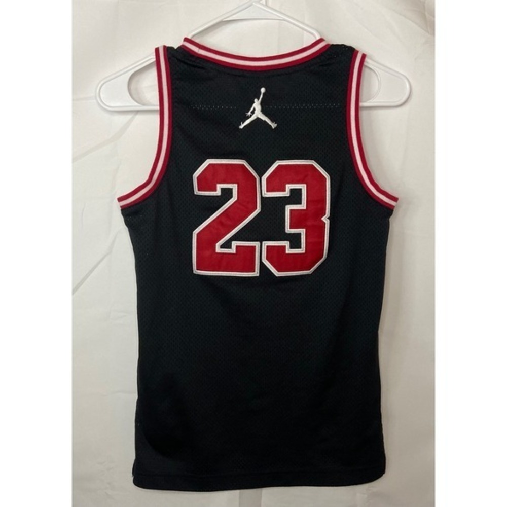 Nike Jordan Michael Jordan #23 Youth 8–10 Black Swingman Basketball Jersey - Picture 14 of 14